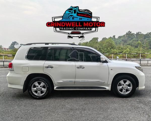 2007/2010 Toyota LANDCRUISER 4.7 LC200 - 5