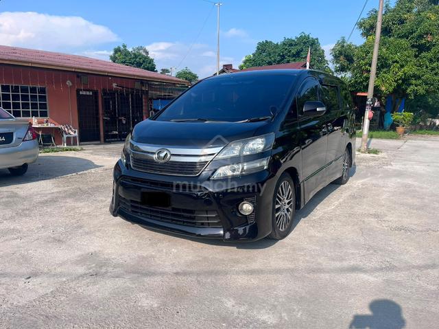 2014/19 ToyotaVellfire 2.4 GOLDENEYES (LOAN KEDAI) - 1