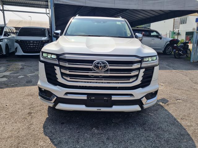 2023 Toyota Landcruiser 3.3 diesel ZX Modelista  - 3