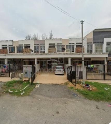 2sty terrace house taman tasik semenyih selangor 1