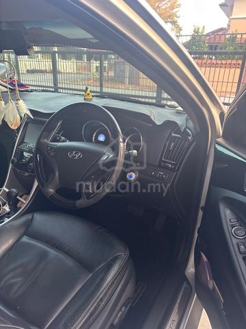2011 Hyundai SONATA 2.4 GLS (A) - 5