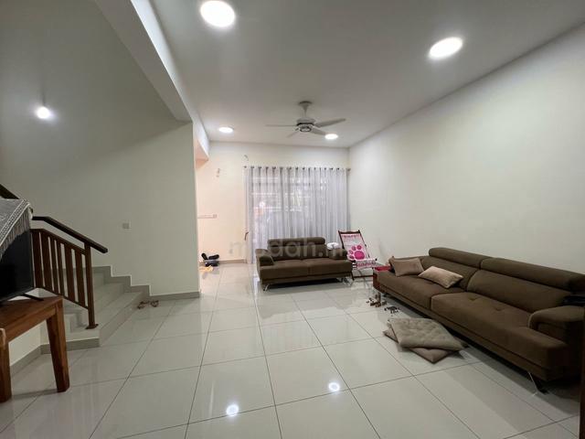 Canal Link M Residence 1 House Two and half Storey Rawang 1