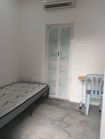 Female Single Room+Private Toilet For Rent@Eastern Garden,Teluk Intan 1