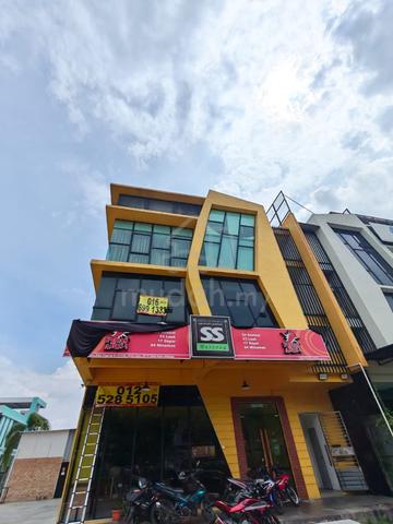 Semi-D Shoplot – Sunsuria 7th Avenue, Setia Alam 1