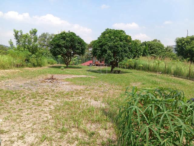 Bungalow Land | Dekat Masjid | LP 2 Tmn Lestari Perdana Seri Kembangan 1