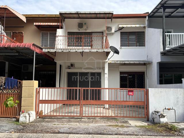 Double Storey House For Rent In Gunung Rapat Ipoh-Convenience area 1