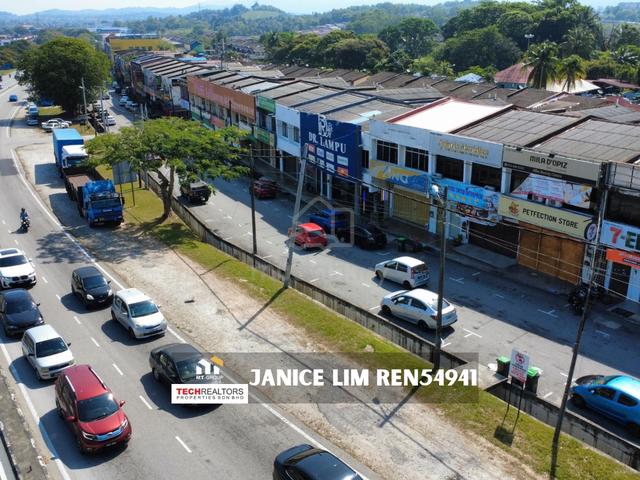 Taman Kemuning Double Storey Shoplot Facing Road near Taman Selasih 1