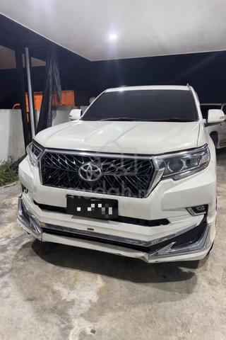 Toyota Land Cruiser Prado 4.0 Petrol - 1