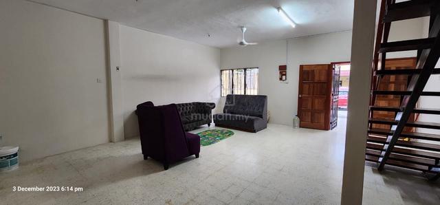 Ampang Double Storey House Taman Melur for Rent 1