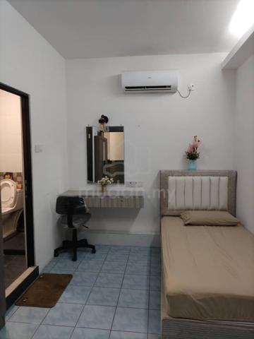 Master Room at Kepayan (Upstair Shoplot)For Rent 3