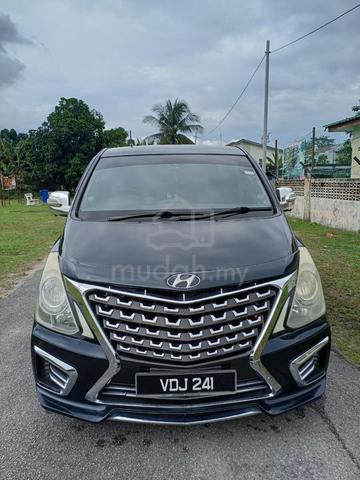 2010 Hyundai GRAND STAREX 2.5 ROYALE (A) - 1