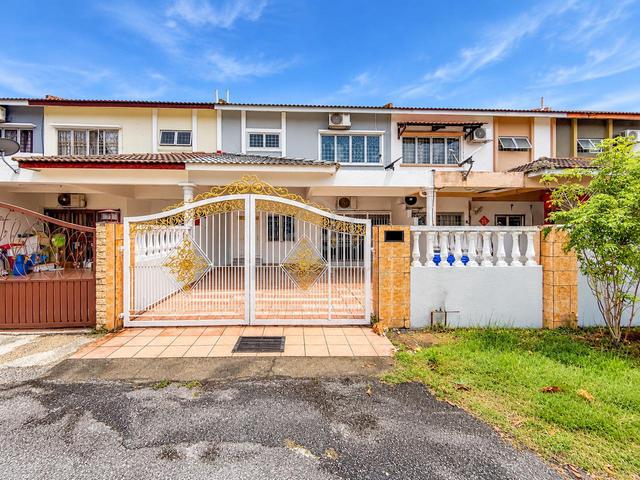 FULL LOAN - RENOVATED CHEAPEST 2-storey Terrace Kemuning Greenville 1