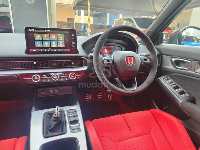 2025 Honda Civic Type R FL5 Ready Stock 5A 4,000km - 2