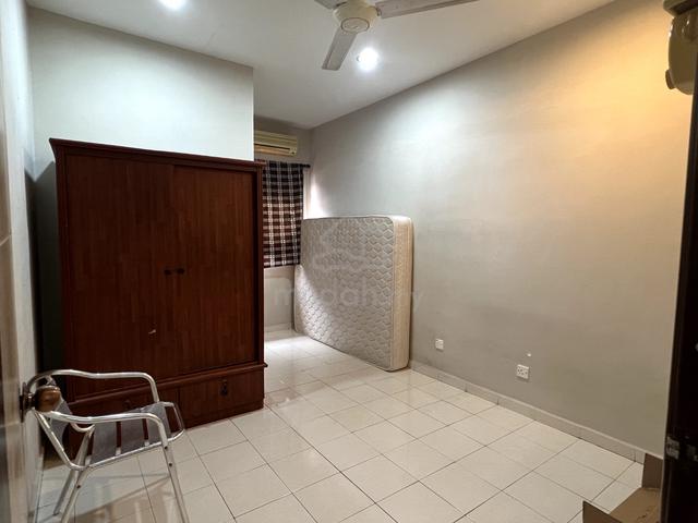 Bmc medium room to rent 1