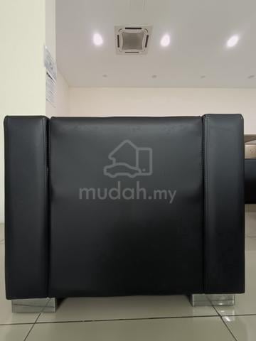 1 Seater Sofa (Armchair Cube Style) - photo 2 of 4