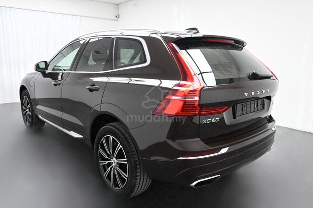 2019 Volvo XC60 2.0 T8 INSCRIPTION MIL-41K FSR TOP - 4