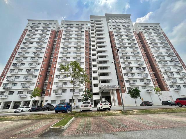 De Bayu Apartment 1