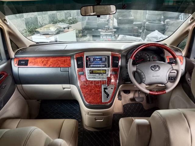 2005 Toyota Alphard 3.0 MZG (A) Full Package - 4