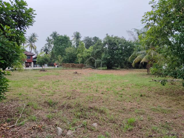 Tanah untuk Disewa ( Bersebelahan Kompleks Air Panas Gadek) 1