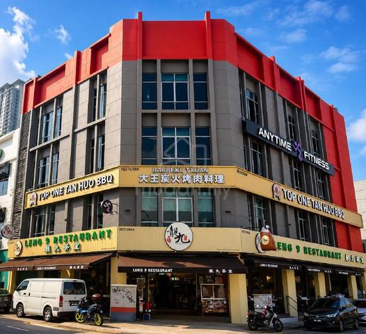 SRI PETALING, KL 4 storey Corner Shop with Lift for sale 1