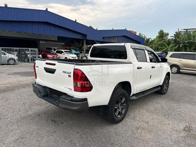 2021 Toyota HILUX 2.4 E MY17 AN120 FACELIFT II (A) - 4