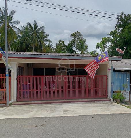 Rumah teres baharu fully furnished disewa dgn deposit yg rendah.  1