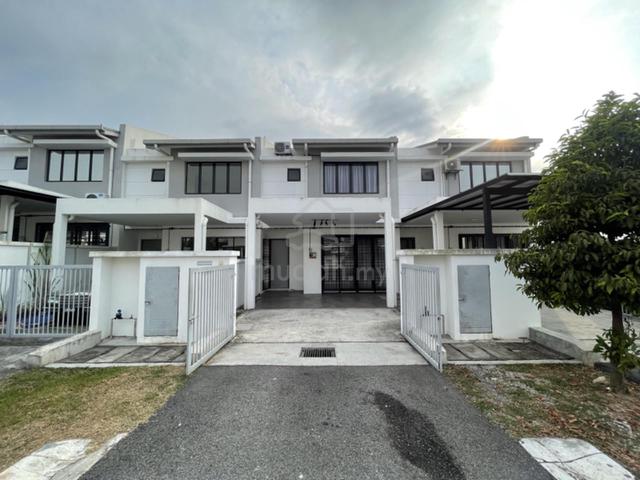 Fully Furnished Double Storey Taman Jenderam Idaman Dengkil 1