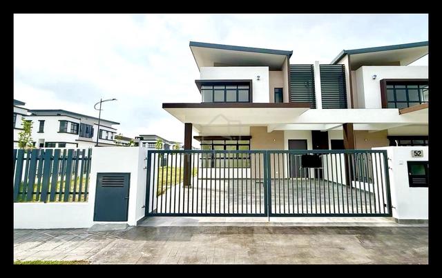 SEMI D CORNER🔥 FACING OPEN 2 Storey Arawani Bandar Puteri Bangi 1