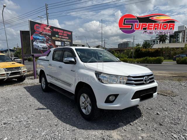 2016 Toyota HILUX 2.4 G VNT (A) - 1