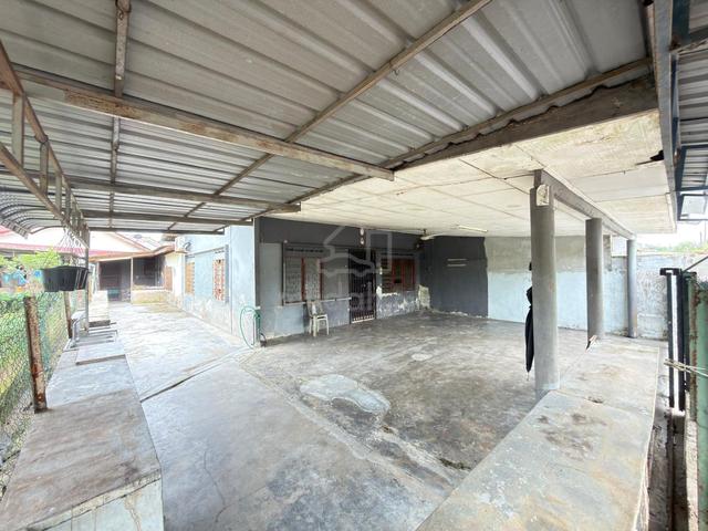 Senai Taman Bahagia C.Lot Single Storey Terrace House 1