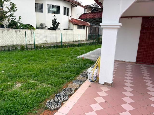 2 Storey Corner House, Near LRT@ USJ 6, Subang Jaya 1