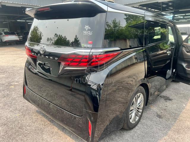 2025 Toyota Alphard Z - 2