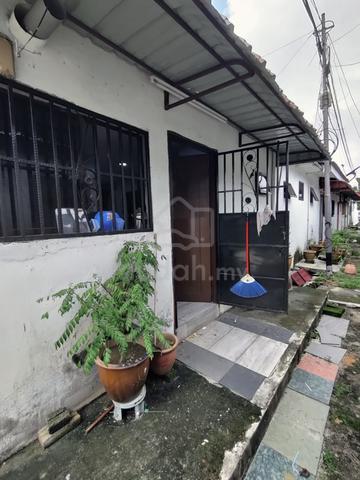 Single Storey Terrace for Sale at Taman Pendamar Indah, Klang 4