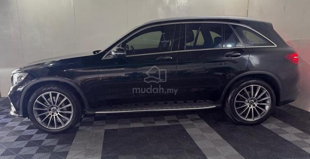2017 Mercedes Benz GLC250 4MATIC COUPE AMG LINE - 4