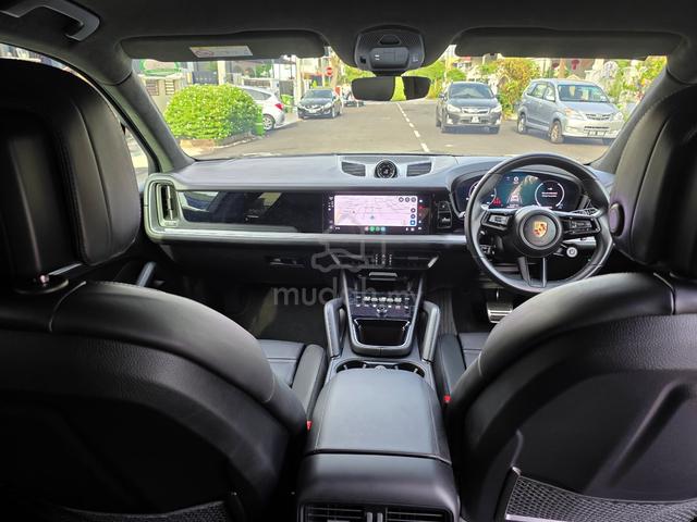 2023 Porsche CAYENNE 4.0 S V8 A) - 4