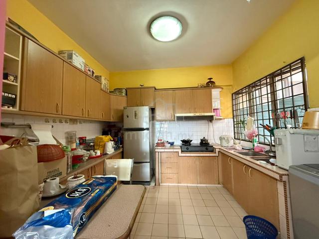 Teratai Mewah Condominium 1