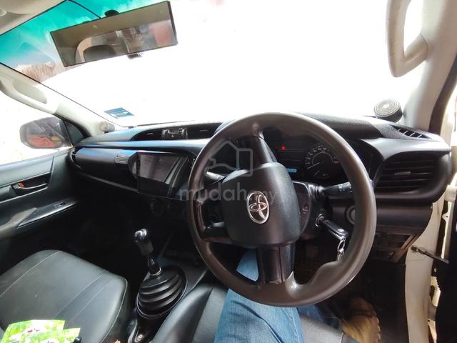 2020 Toyota HILUX 2.4 MT (M) - 4