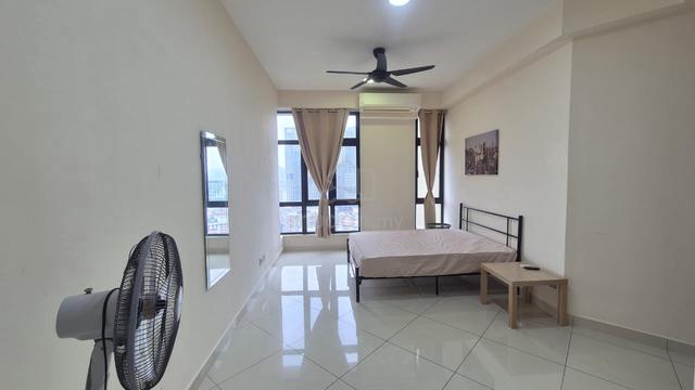 [3MIN MRT/ FEMALE] MASTER ROOM, J.Dupion Residence, Taman Pertama 1