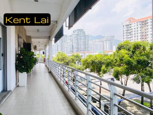 CHEAPEST UNIT! Golden Triangle 1. Sg Ara. 2nd Floor. Facing Main Road! 1