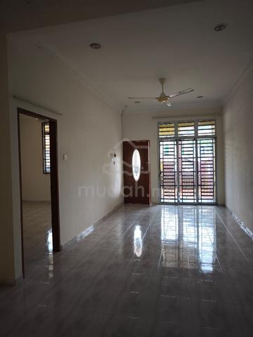 Rumah Idaman Di Paka 1