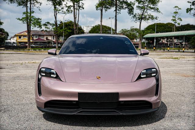 2023 Porsche TAYCAN (A) - 1