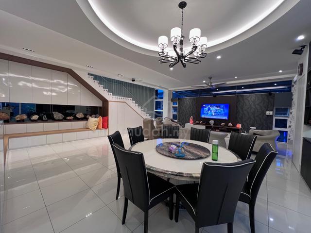 Bandar Sungai Long 3 Storey Bungalow 1
