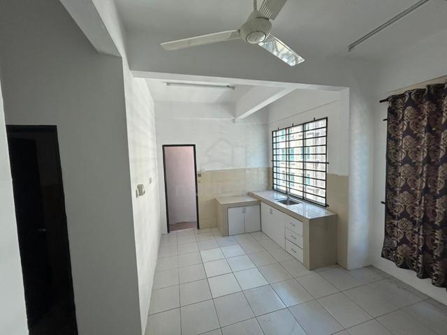 Taman Maag Apartment | Phase 1 | Kinarut | RM310K 1