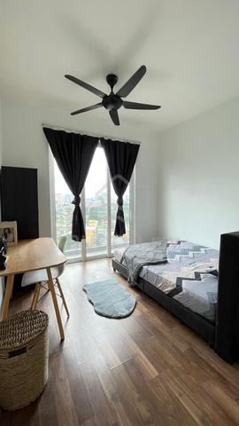 Female Master Room for rent in Sentul Point Suite include utilities 1