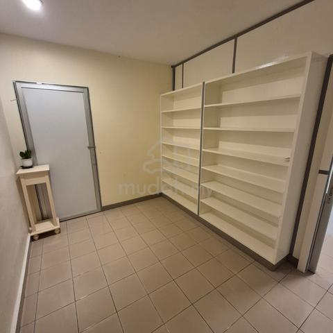 Ground Floor 2/3-rooms @ Georgetown Renovated Fully Renovated 5