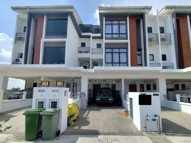 Below Market Value, Town House Di Semenyih 4 Bilik 1