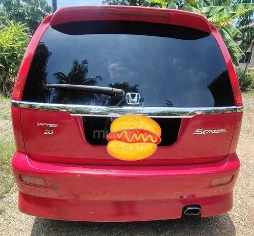 Honda Stream 2.0 RN3 (A) 2002 - 5