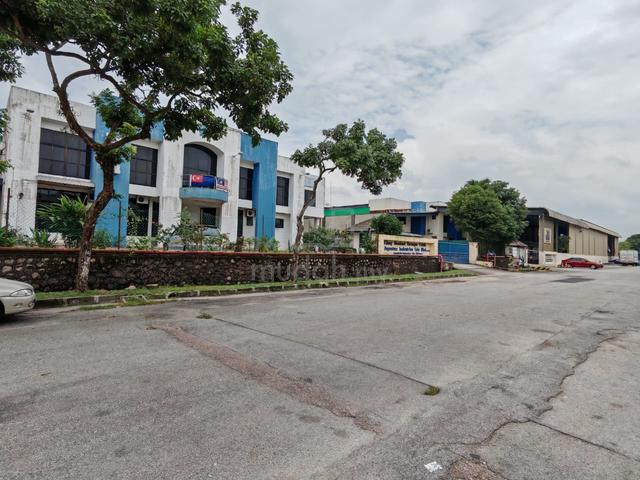 For Sale/Rent   💥*Desa Cemerlang Detached Factory 独立工厂出售/出租*💥 1