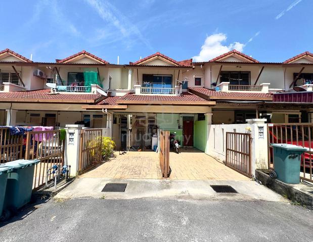 GROUND FLOOR ‼️ Bayu Parkville Townhouse Taman Balakong Jaya 1