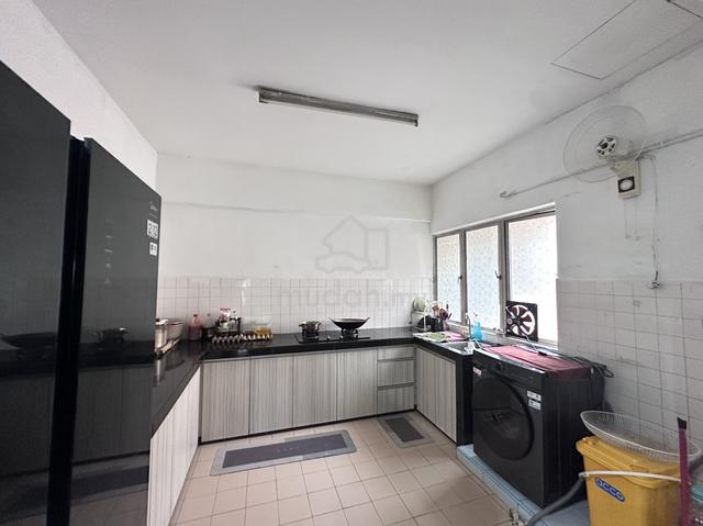 Teratai Mewah Condominium 1